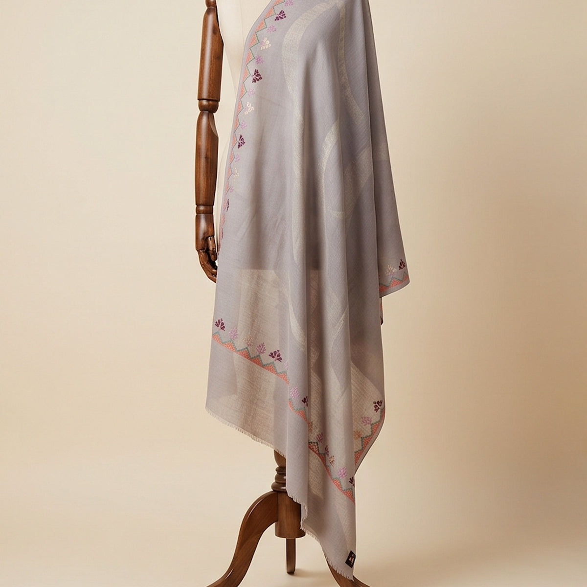 Gul-e-Swat – Pure Wool Hand-Embroidered Swati Shawl - Lubi Noir