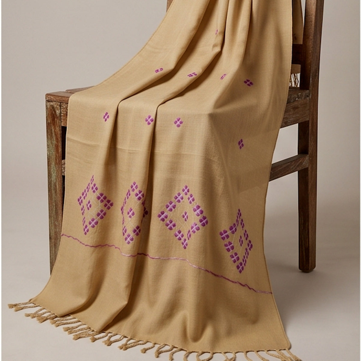 lemon Wool Hand-Embroidered Shawl - Lubi Noir