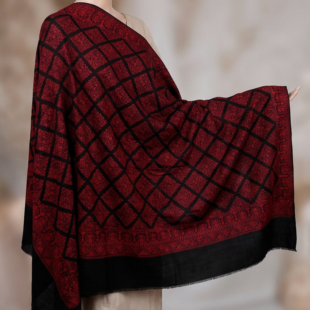 Rang-e-Swat black Embroidered Pure Wool Shawl. - Lubi Noir